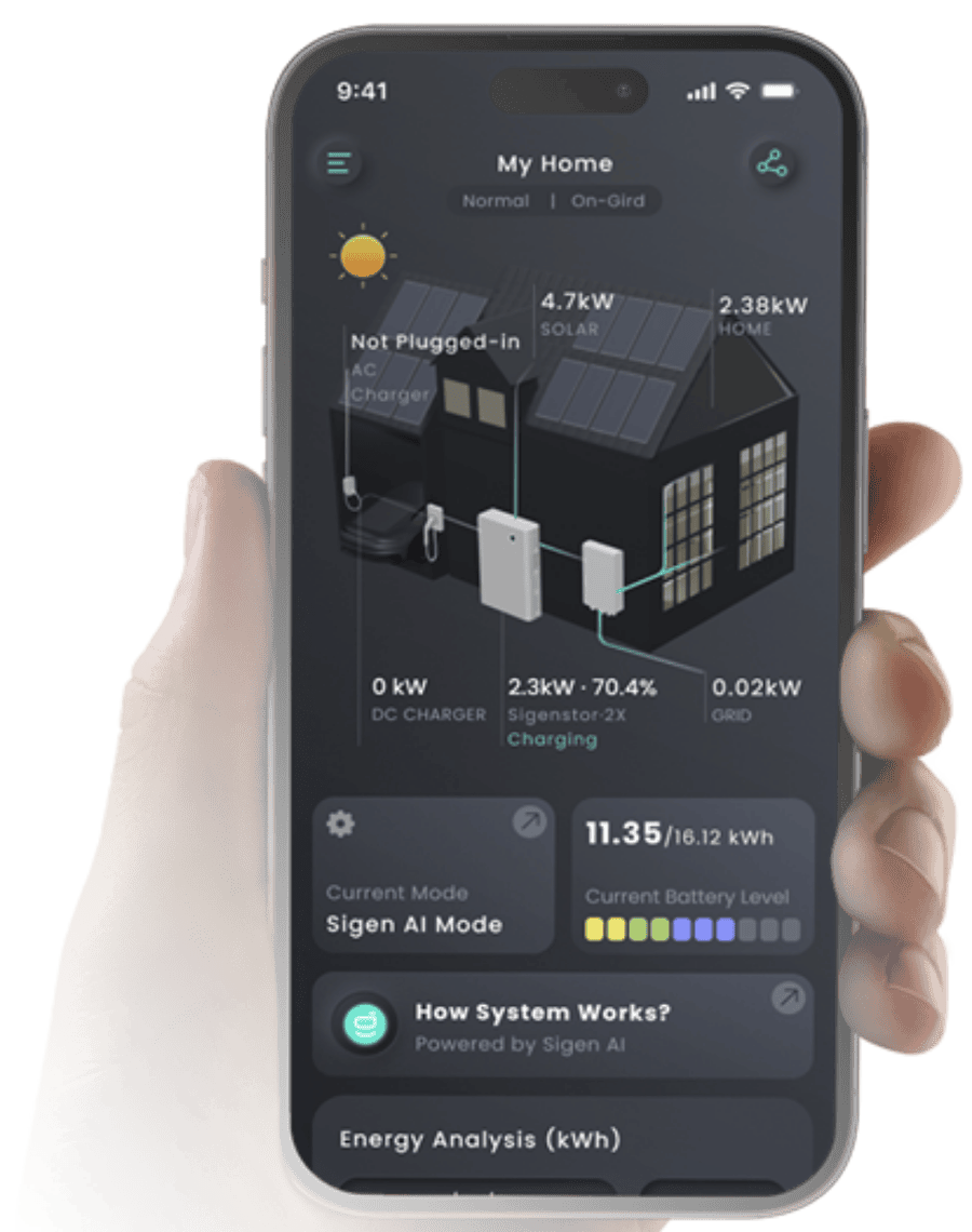 Téléphone tenu dans une main montrant l'interface de l'appliacation Sigenstor.